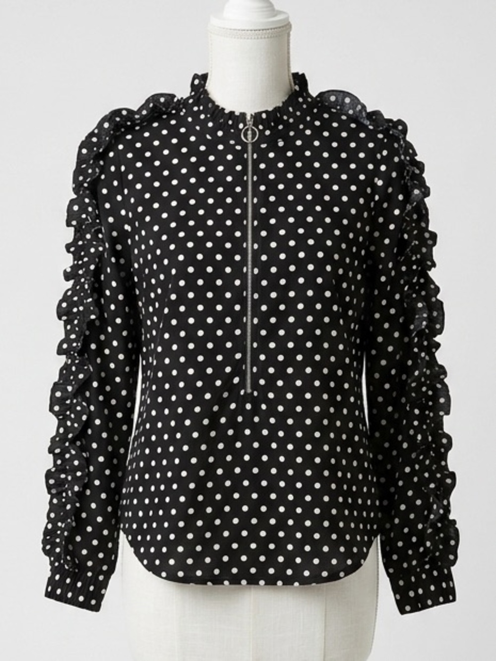 Greysn Black White Polka Dot Ruffle Sleeve Half Zip Blouse Top Size Medium